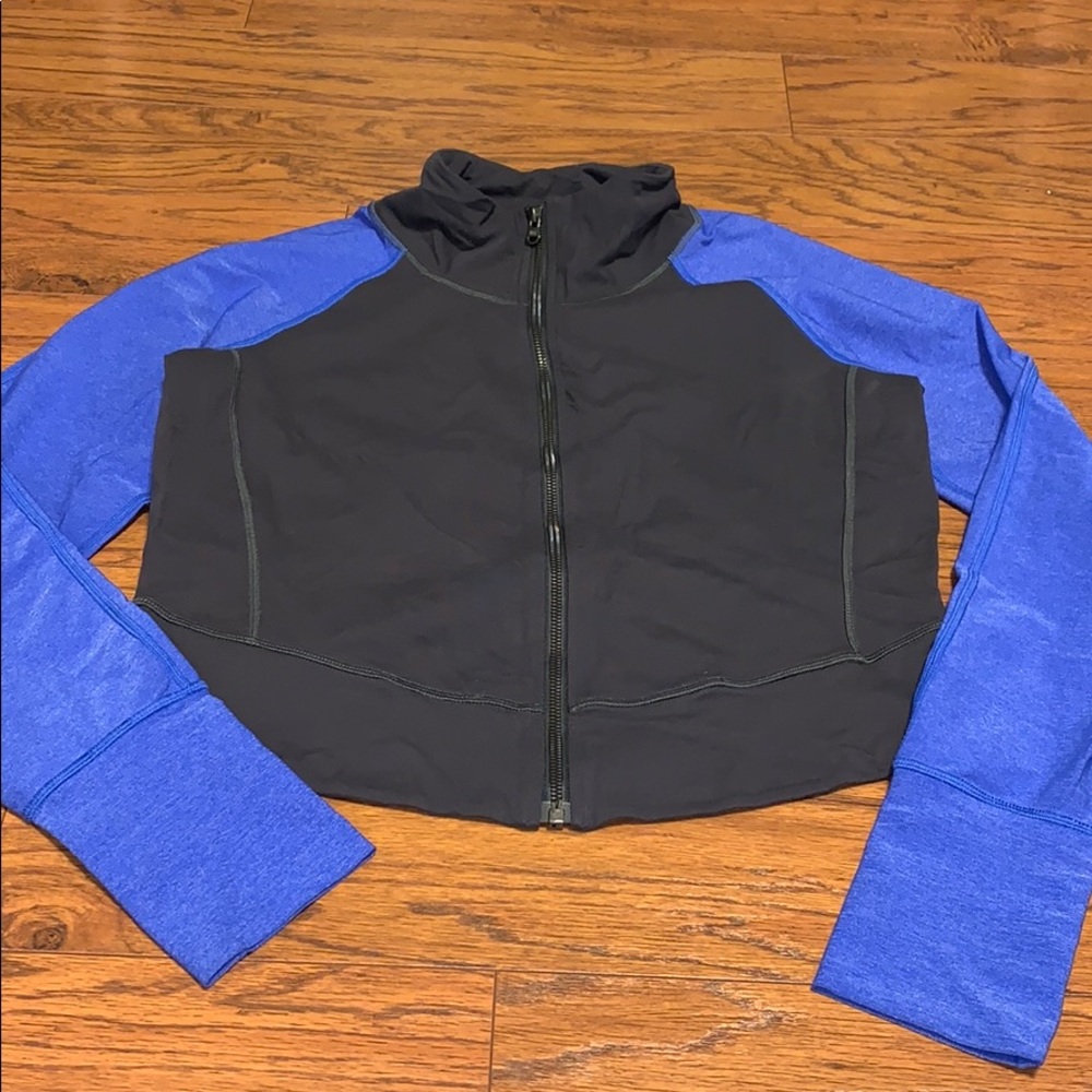 Lucy Cropped Workout Jacket